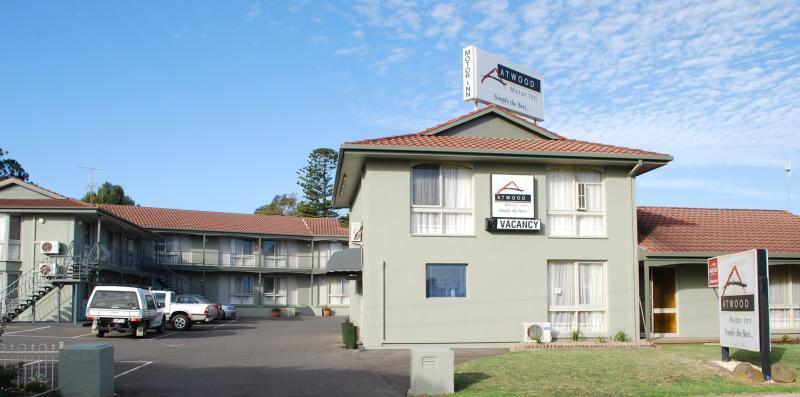 Eight Spence Motel Warrnambool Exterior photo